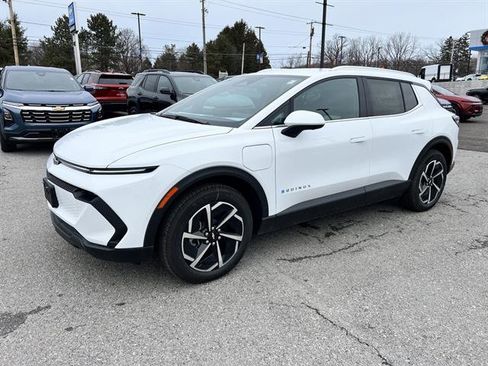 New 2026 Chevrolet Equinox EV LT image 1