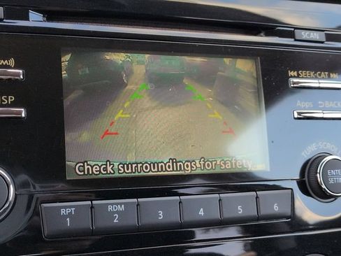 Used 2016 Nissan Rogue S w/ Appearance Package FWD image 20