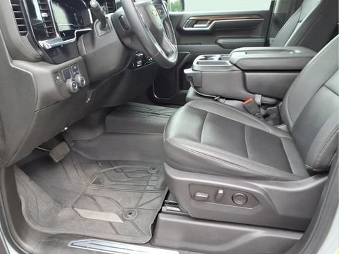 Used 2024 Chevrolet Silverado 1500 LT w/ Leather Package RWD image 20