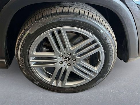 Certified 2023 Mercedes-Benz GLS 450 4MATIC image 7