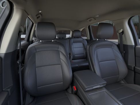 New 2026 Lincoln Nautilus Premier w/ Jet Appearance Package AWD/4WD image 10