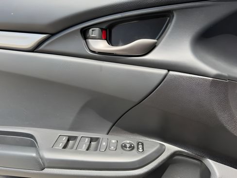 Used 2021 Honda Civic Sport image 19