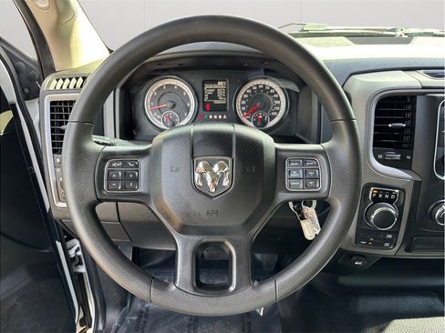 Used 2020 RAM 1500 Tradesman w/ Chrome Appearance Group image 18