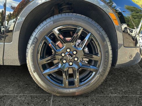 New 2025 Chevrolet Blazer Premier w/ Driver Confidence II Package image 9