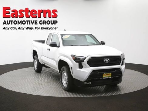 Used 2025 Toyota Tacoma SR RWD image 46
