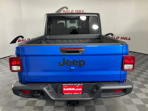 New 2026 Jeep Gladiator Sport image 5