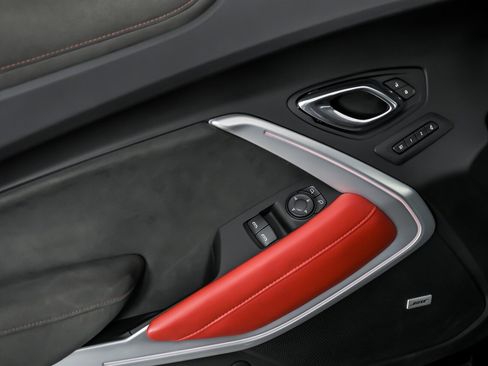 Used 2020 Chevrolet Camaro ZL1 image 18