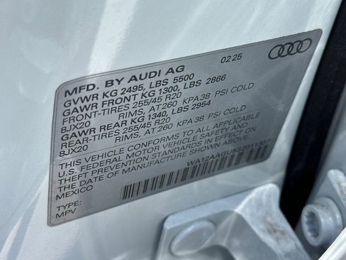 New 2025 Audi Q5 Premium Plus image 26
