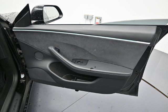 Used 2024 Tesla Model 3 Long Range AWD/4WD image 28
