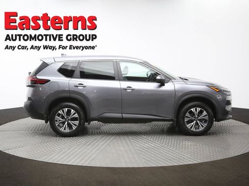 Used 2022 Nissan Rogue SV AWD/4WD image 45
