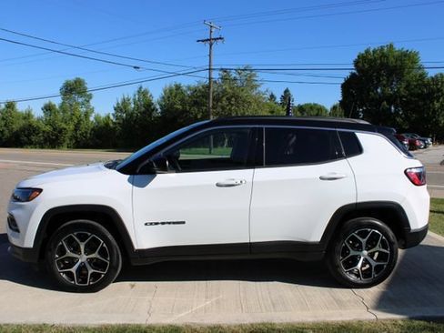 Used 2024 Jeep Compass Limited AWD/4WD image 26