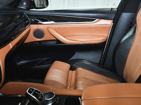 Used 2017 BMW X6 xDrive35i image 52