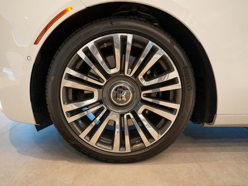 Certified 2022 Rolls-Royce Ghost image 31