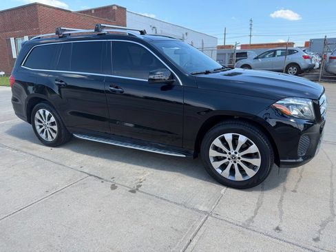 Used 2017 Mercedes-Benz GLS 450 4MATIC image 4