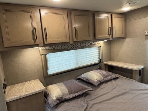 Used 2021 Ford E-450 and Econoline 450 Super Duty w/ Motorhome Prep Package RWD image 68