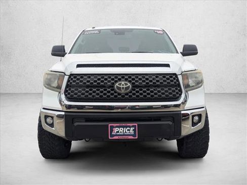 Used 2018 Toyota Tundra SR5 image 2