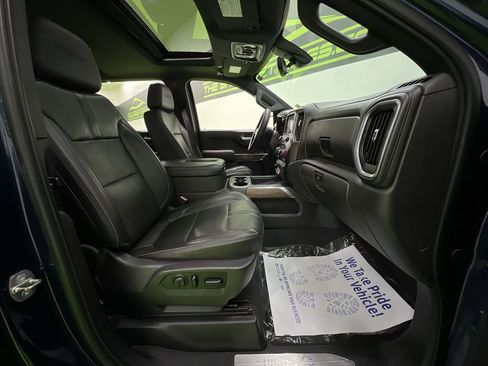 Used 2019 Chevrolet Silverado 1500 High Country w/ Technology Package AWD/4WD image 28