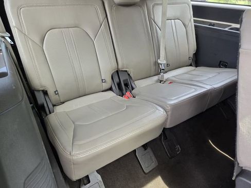 Used 2021 Ford Expedition Max Limited AWD/4WD image 15