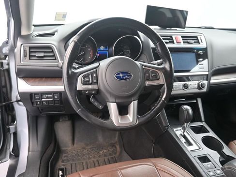 Used 2015 Subaru Outback 2.5i Limited image 15