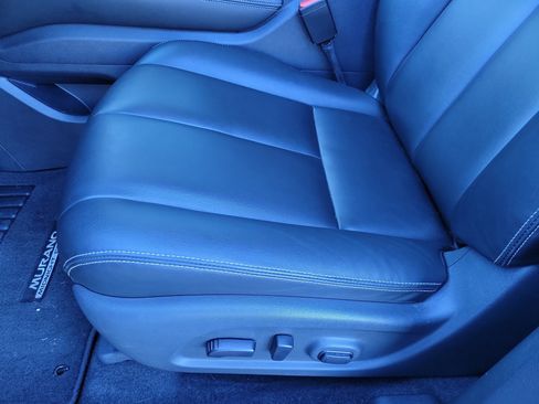 Used 2024 Nissan Murano SV w/ SV Midnight Edition Package image 10