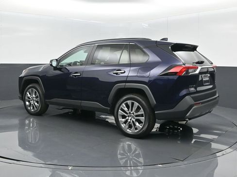 Used 2023 Toyota RAV4 Limited image 16