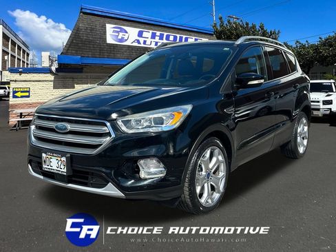 Used 2017 Ford Escape Titanium w/ Equipment Group 301A FWD image 1