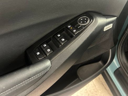 Used 2026 Kia Seltos SX w/ SX Sunroof Package AWD/4WD image 17