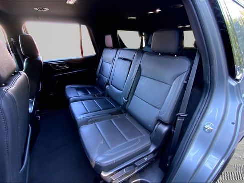 Used 2024 Chevrolet Tahoe LT RWD image 16