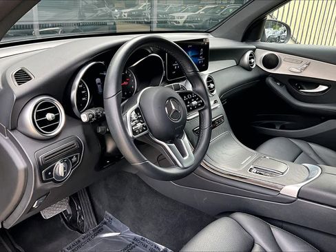 Used 2022 Mercedes-Benz GLC 300 image 17