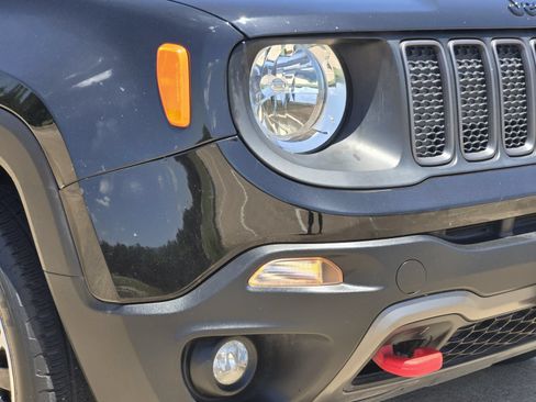 Used 2023 Jeep Renegade Trailhawk AWD/4WD image 9