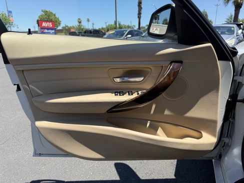 Used 2014 BMW 328i Sedan RWD image 10