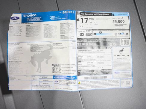 Used 2023 Ford Bronco Badlands image 26