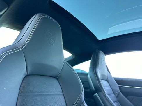 Used 2025 Porsche 911 Carrera GTS image 16