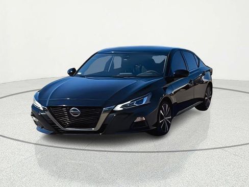 Used 2022 Nissan Altima 2.5 SR image 3