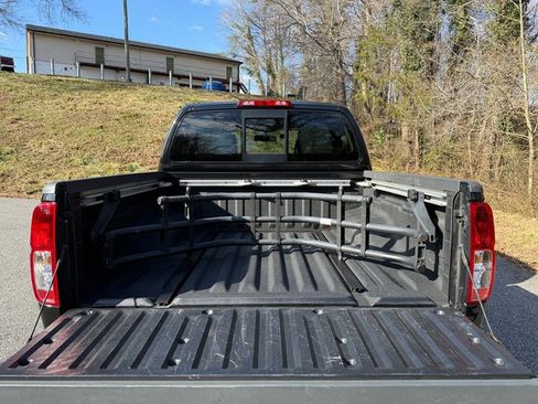 Used 2019 Nissan Frontier SV w/ Value Truck Package image 8