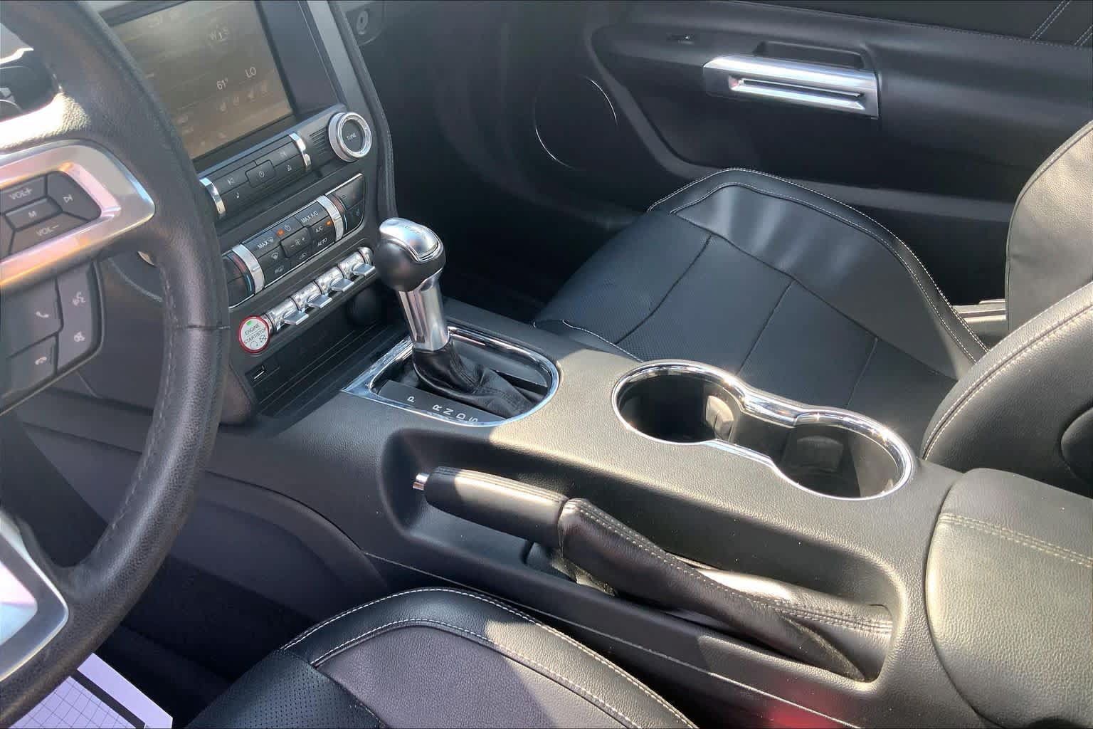 Used 2015 Ford Mustang Premium RWD image 15