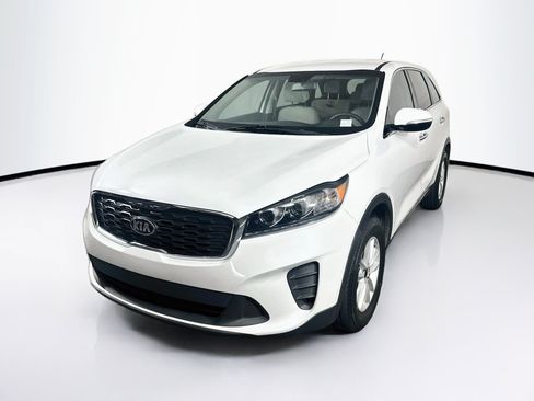 Used 2020 Kia Sorento LX FWD image 3