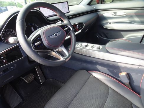 Used 2022 Genesis GV70 3.5T Sport AWD/4WD image 14