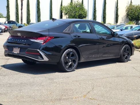 New 2026 Hyundai Elantra Sport FWD image 4