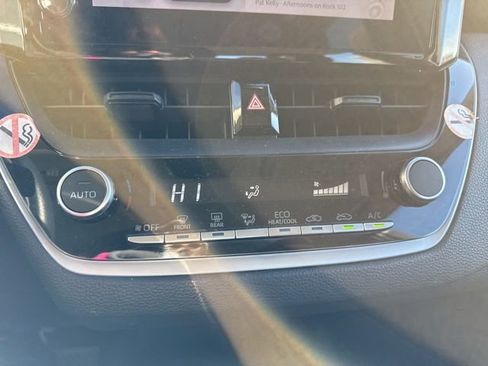 Used 2024 Toyota Corolla LE image 17