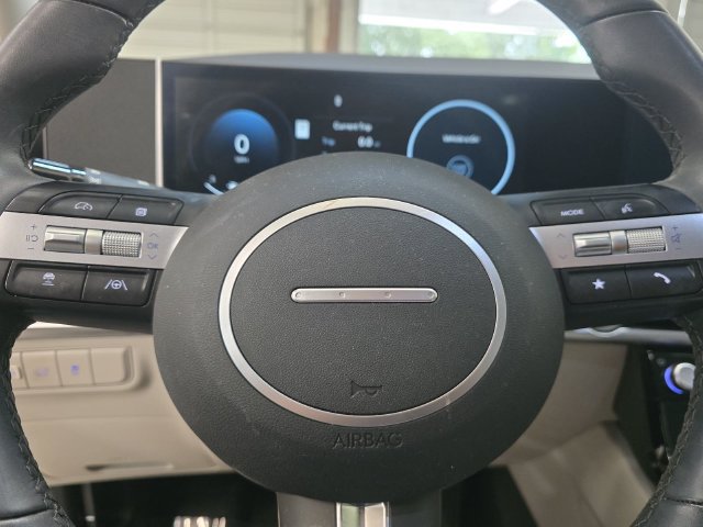 Used 2025 Hyundai Tucson SEL FWD image 11