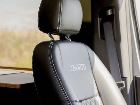 Used 2025 Mercedes-Benz Sprinter 2500 image 67