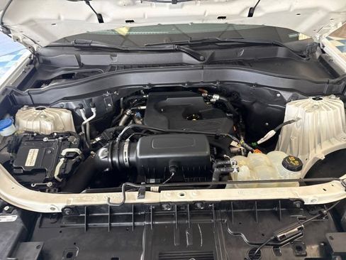 Used 2020 Ford Explorer XLT AWD/4WD image 23