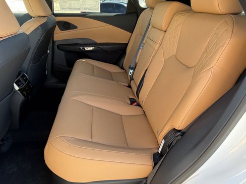 New 2026 Lexus RX 350 FWD image 27