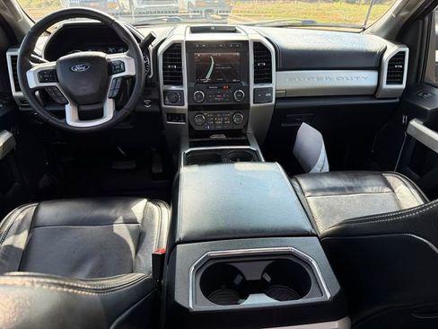 Used 2019 Ford F250 Lariat w/ Lariat Ultimate Package image 22