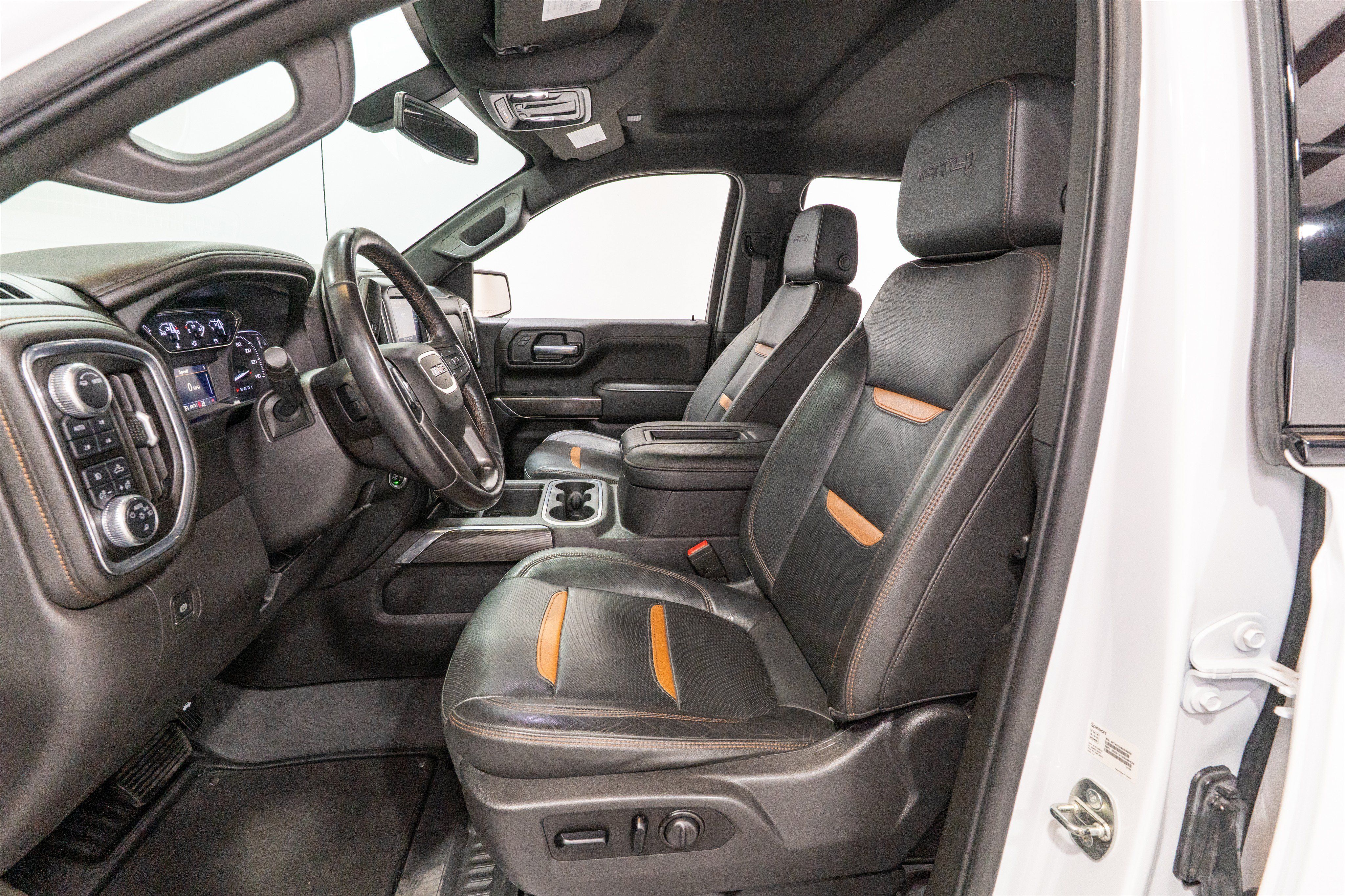 Used 2021 GMC Sierra 1500 AT4 AWD/4WD image 16