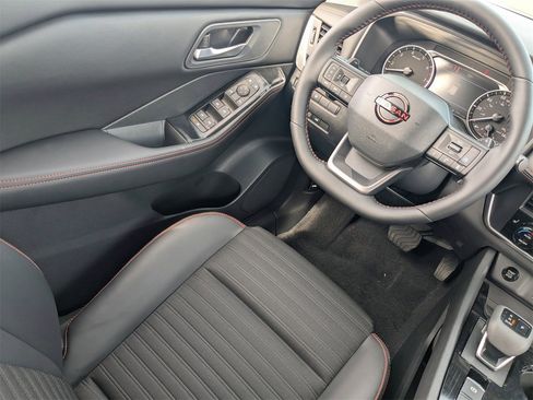 New 2026 Nissan Rogue Rock Creek image 21