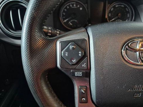 Certified 2023 Toyota Tacoma TRD Off-Road w/ TRD Premium Off Road Package AWD/4WD image 20