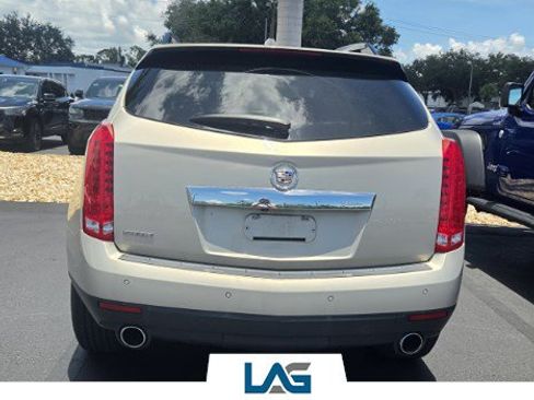 Used 2010 Cadillac SRX Luxury FWD image 3