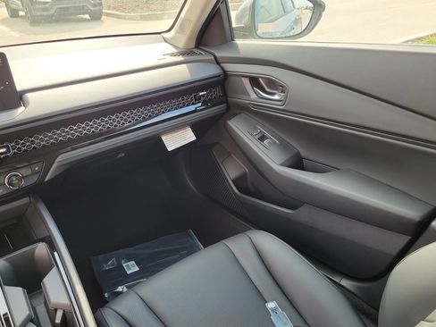 New 2026 Honda Accord EX-L image 17